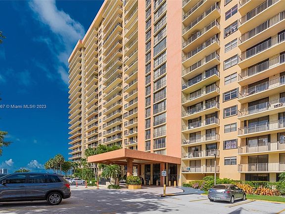 3rd image of 290 174th St APT 1419