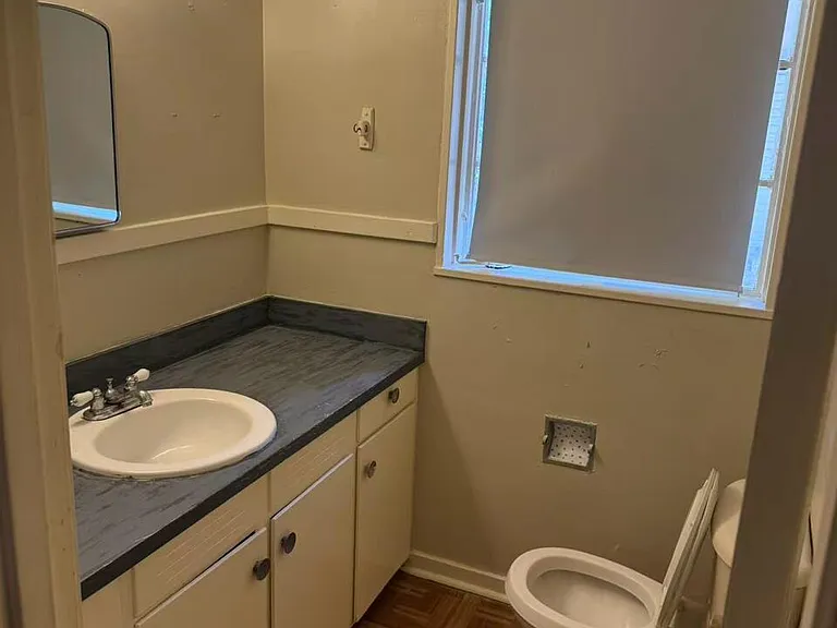 4420 Woodland Ave — Photo 12