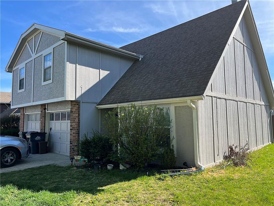 2nd image of 708-710 SW 37th St