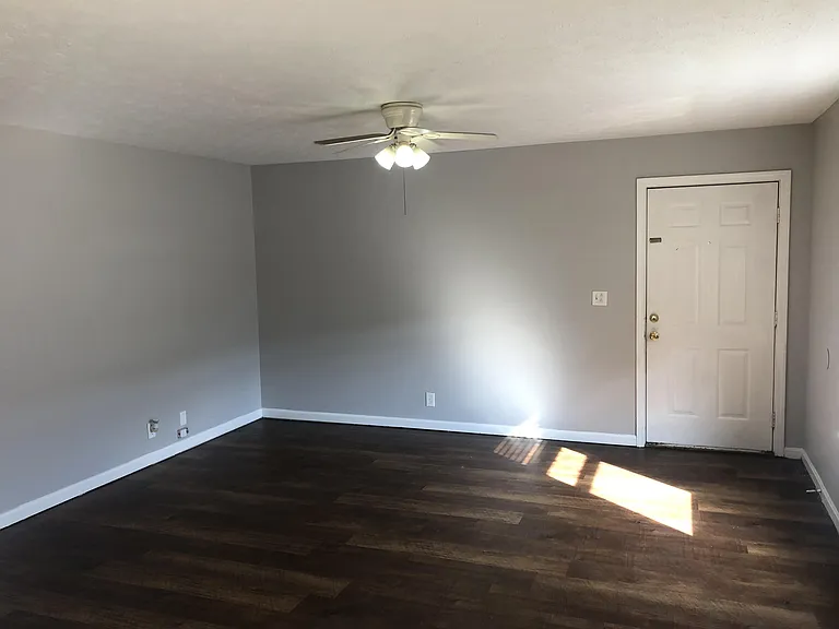 5130 Keegan Way — Photo 3