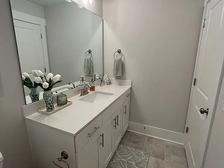7404 Springwater Dr — Photo 24