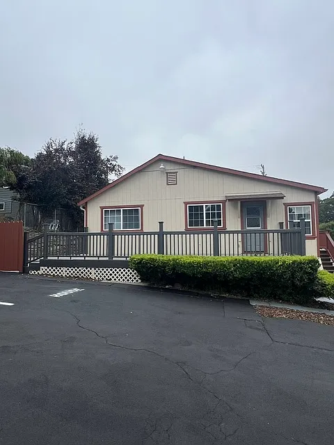 3 bed, 1.5 bath, 1500 sqft, $3,500 — Photo 1