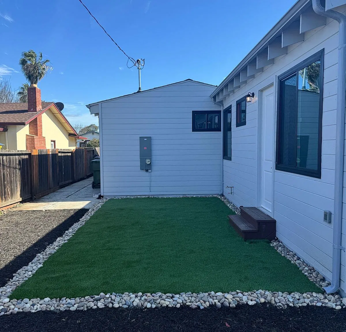 721 Clyde Ave — Photo 4