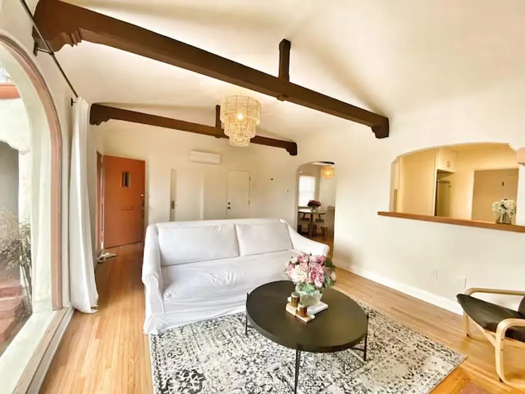 3 bed, $6,350 — Photo 3