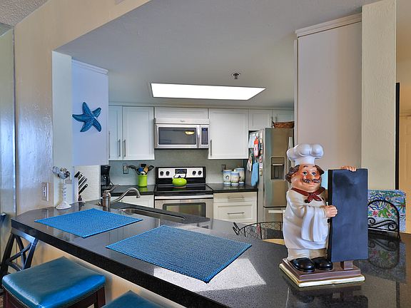 5th image of 2917 S Atlantic Ave APT 506