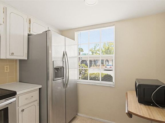 5th image of 4217 Redcliff Pl #4217