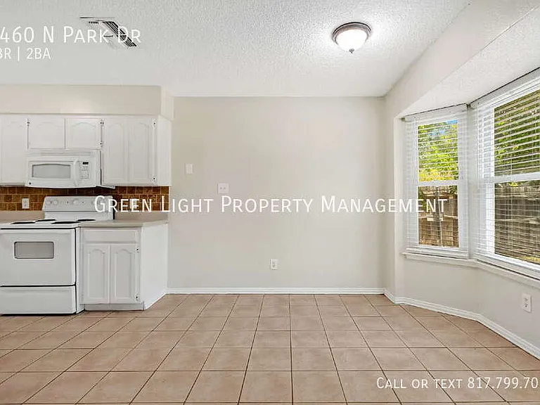 6460 N Park Dr — Photo 12