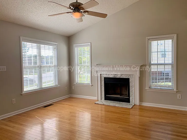 609 Stinson Ave — Photo 5