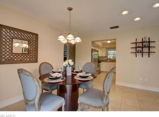 669 Cypress Way E, Naples, FL 34110