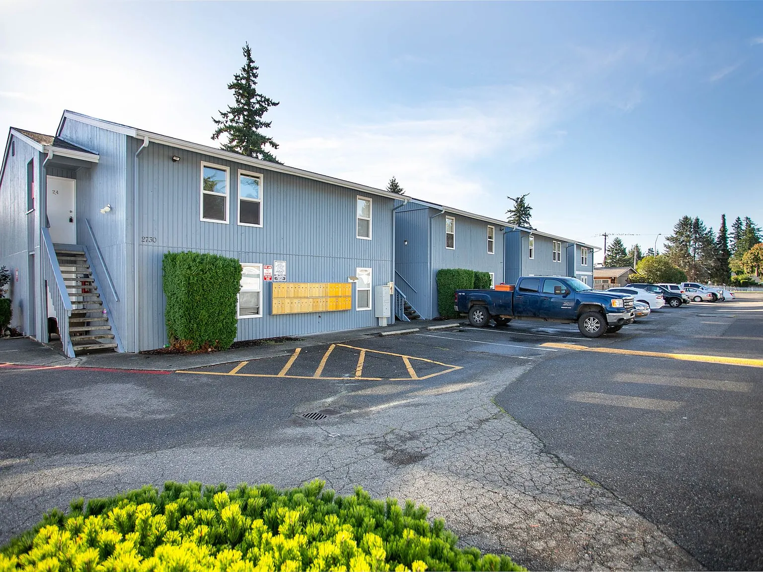 Glacier Park Apartments — Photo 2