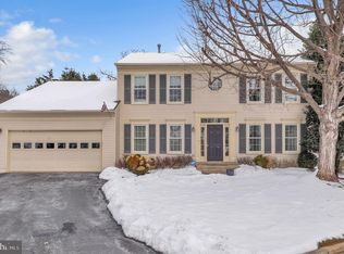 9 Morning Light Ct, Gaithersburg, MD 20878