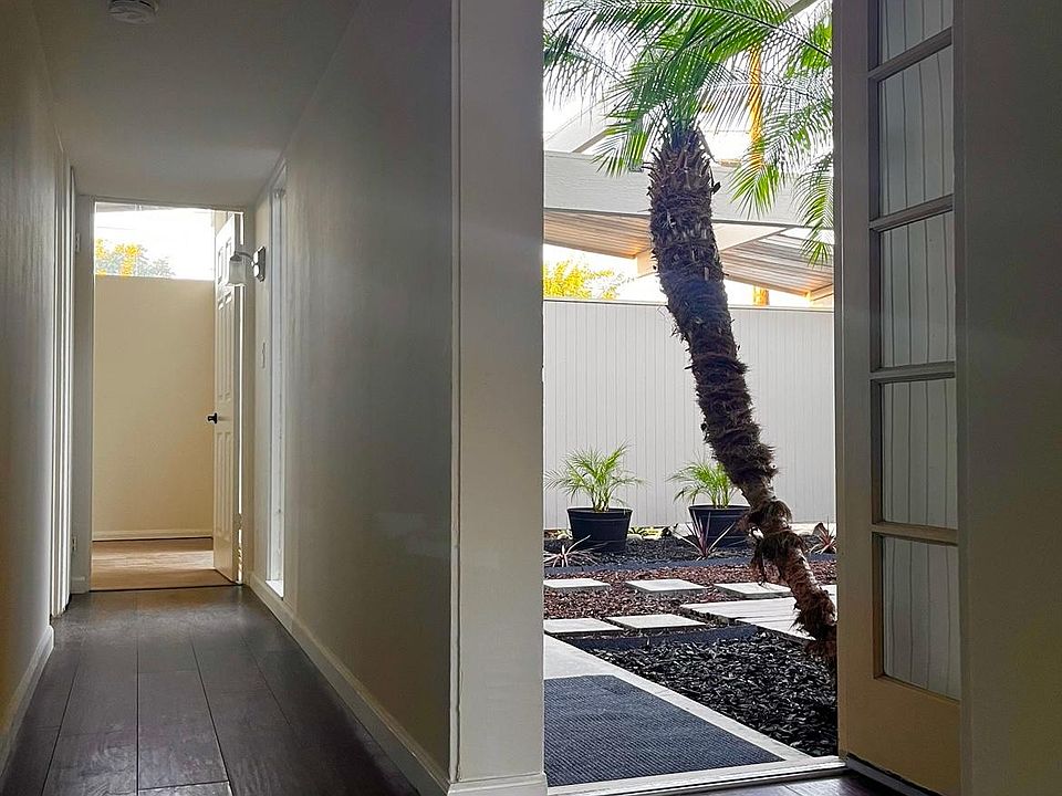 1st image of 3405 Las Vegas Dr