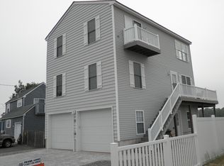 212 N Bay Dr, Bayville, NJ 08721