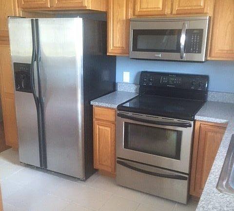 4th image of 2430 NW 43rd St