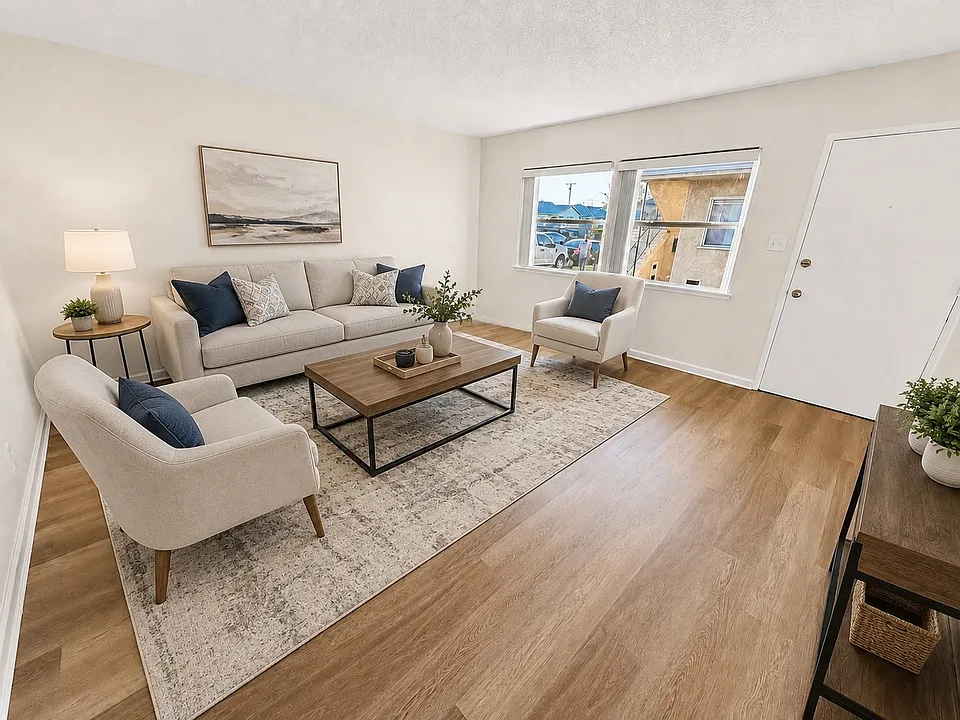 15800 Santa Ana Ave #1