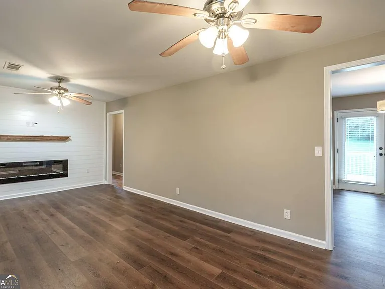 3322 Dewey Hogan Rd — Photo 9