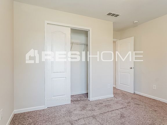 4th image of 1229 Kensington Blvd