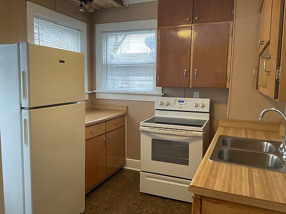 3rd image of 2103 Kentucky Ave