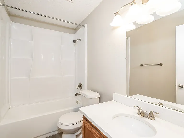2908 Cottage Ln — Photo 14