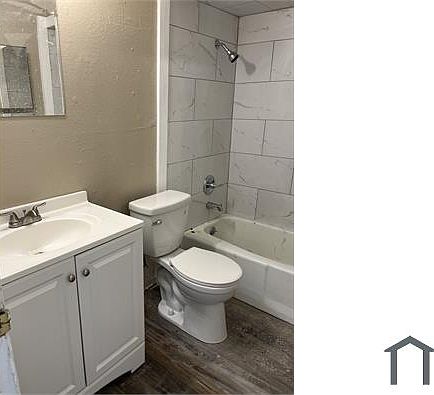 1st image of 2210 Saulsbury Dr APT D