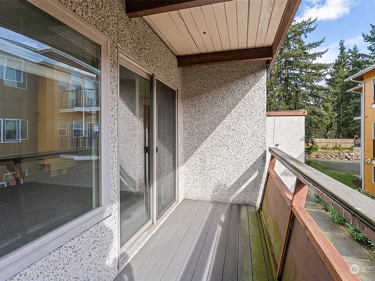 The Cameo Apartments — Photo 6
