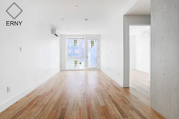 Rented by ERNY LLC | media 12