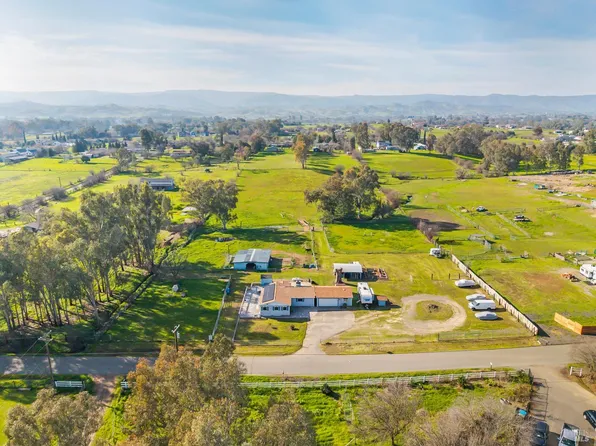 7461 Putman Rd, Vacaville, CA 95688