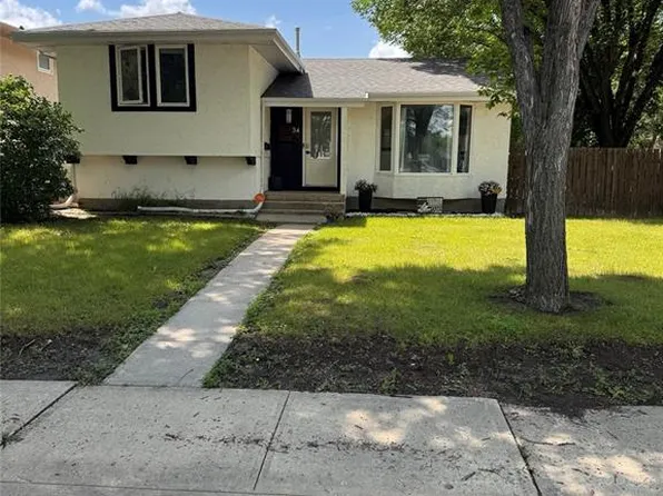 34 WESSEL BAY, Regina, SK S4R 5K7