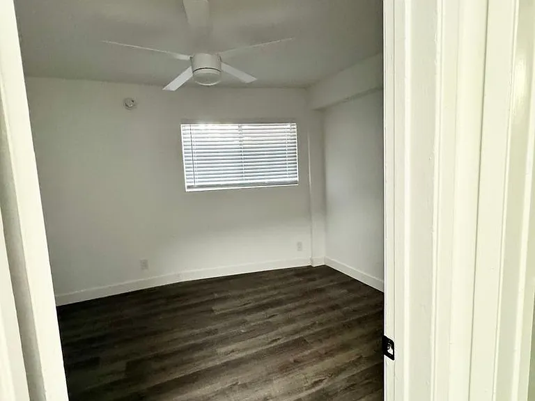 1810 Stoner Ave #4 — Photo 7