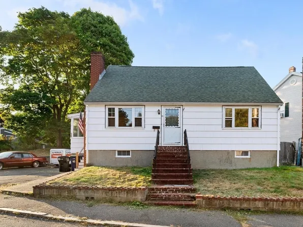 24 Bertuccio Ave, Salem, MA 01970