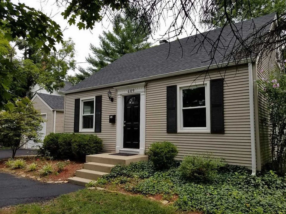 1st image of 609 Wooster Pike