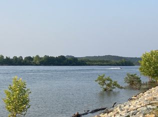 0 River Front Dr, Clifton, TN 38425