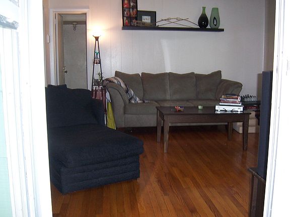 1st fl Living Rm