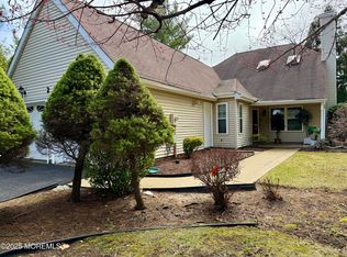 2 Ambrosia Way, Freehold, NJ 07728