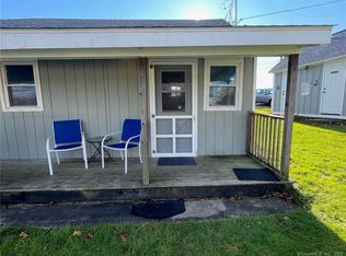 1 Whewell Cir #8, Stonington, CT 06378