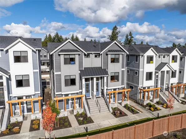 13321 NE 143rd Court #67, Woodinville, WA 98072