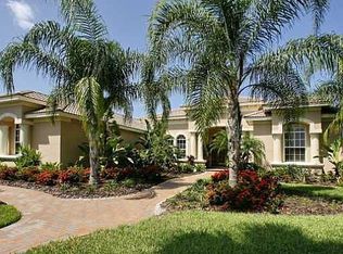 7820 Rosehall Cv, Lakewood Ranch, FL 34202