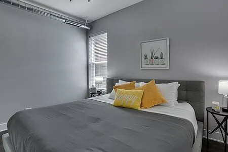 1610 W Waveland Ave #1 — Photo 13
