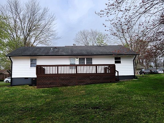 5th image of 735 Boone Dr
