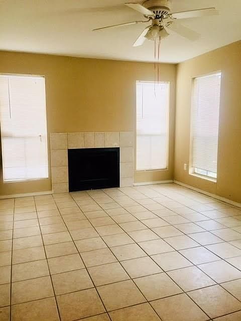 1st image of 3900 Woodchase Dr APT 47