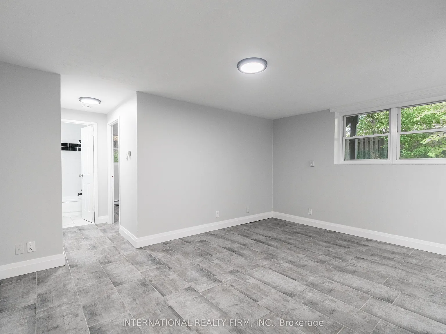 1 bed, $1,400 — Photo 4