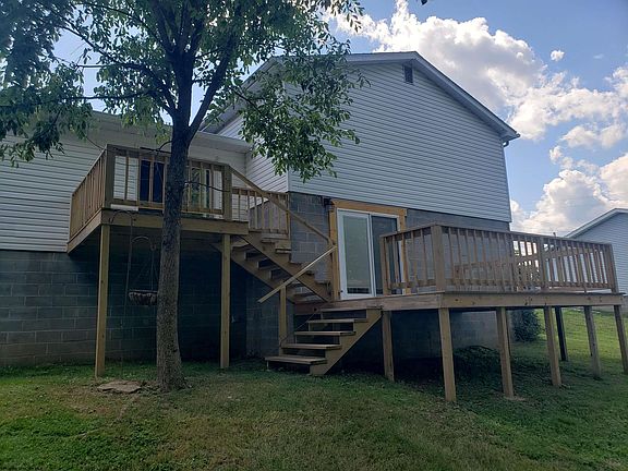 3rd image of 209 Kimberly Ln