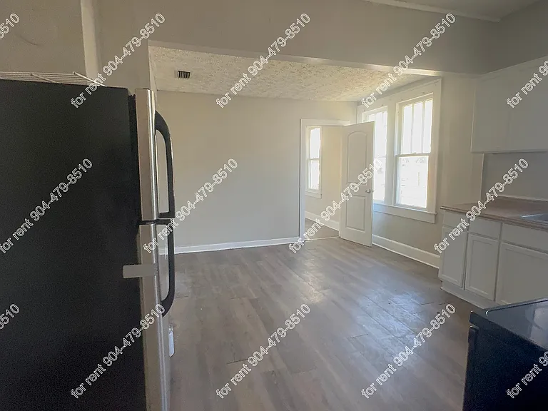 1243 Ida St — Photo 24