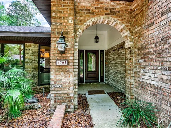 4303 NW 53rd St, Gainesville, FL 32606