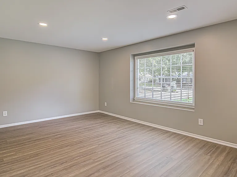 5111 Cheviot Rd — Photo 23