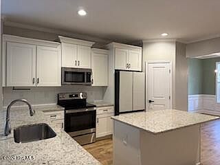 5th image of 21 Asheville Way