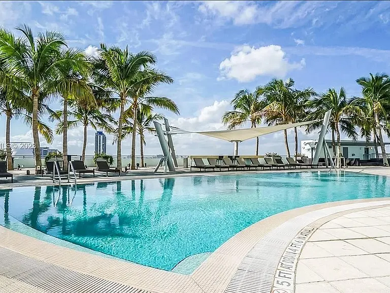 900 Biscayne Blvd #Penthouse 6205 — Photo 22