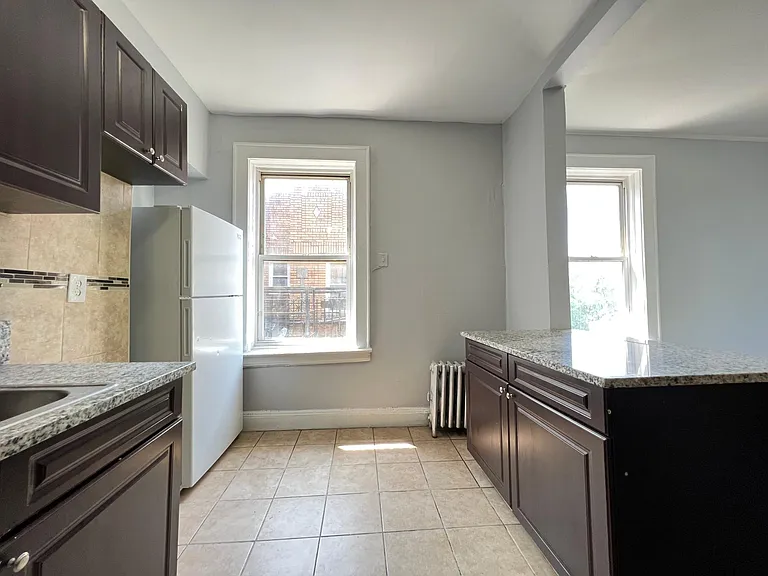 94 Fairmount Ter #412 — Photo 4