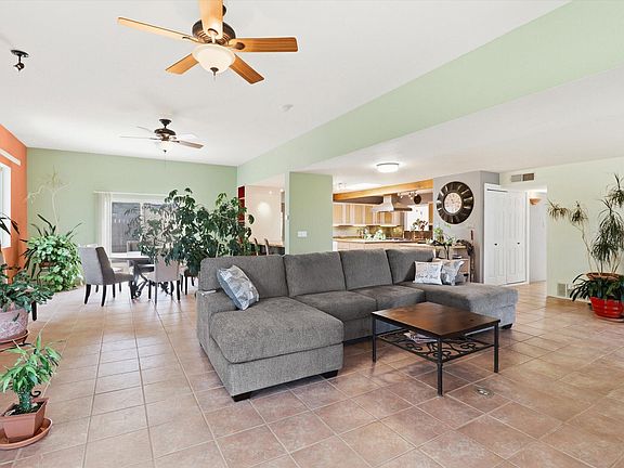5th image of 2837 Calle Princesa Juana