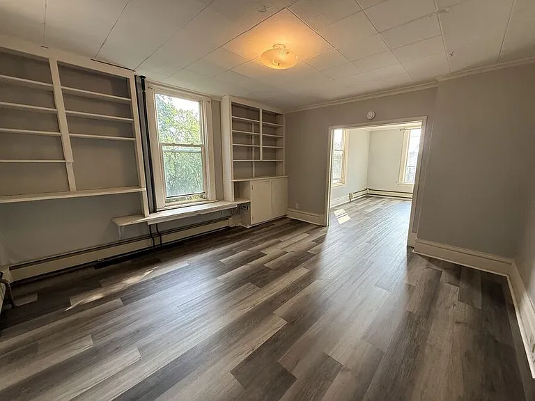 1204 Kenwood Ave — Photo 14